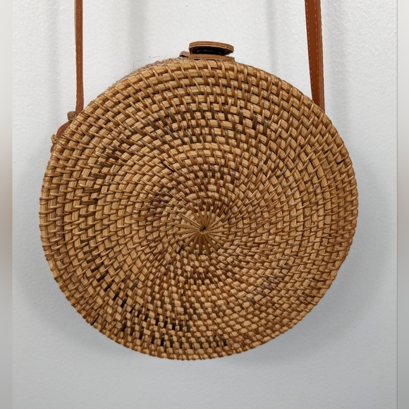 Vintage Wicker Rattan Circle Canteen Style Boho Crossbody Bag Purse - Picture 3 of 8